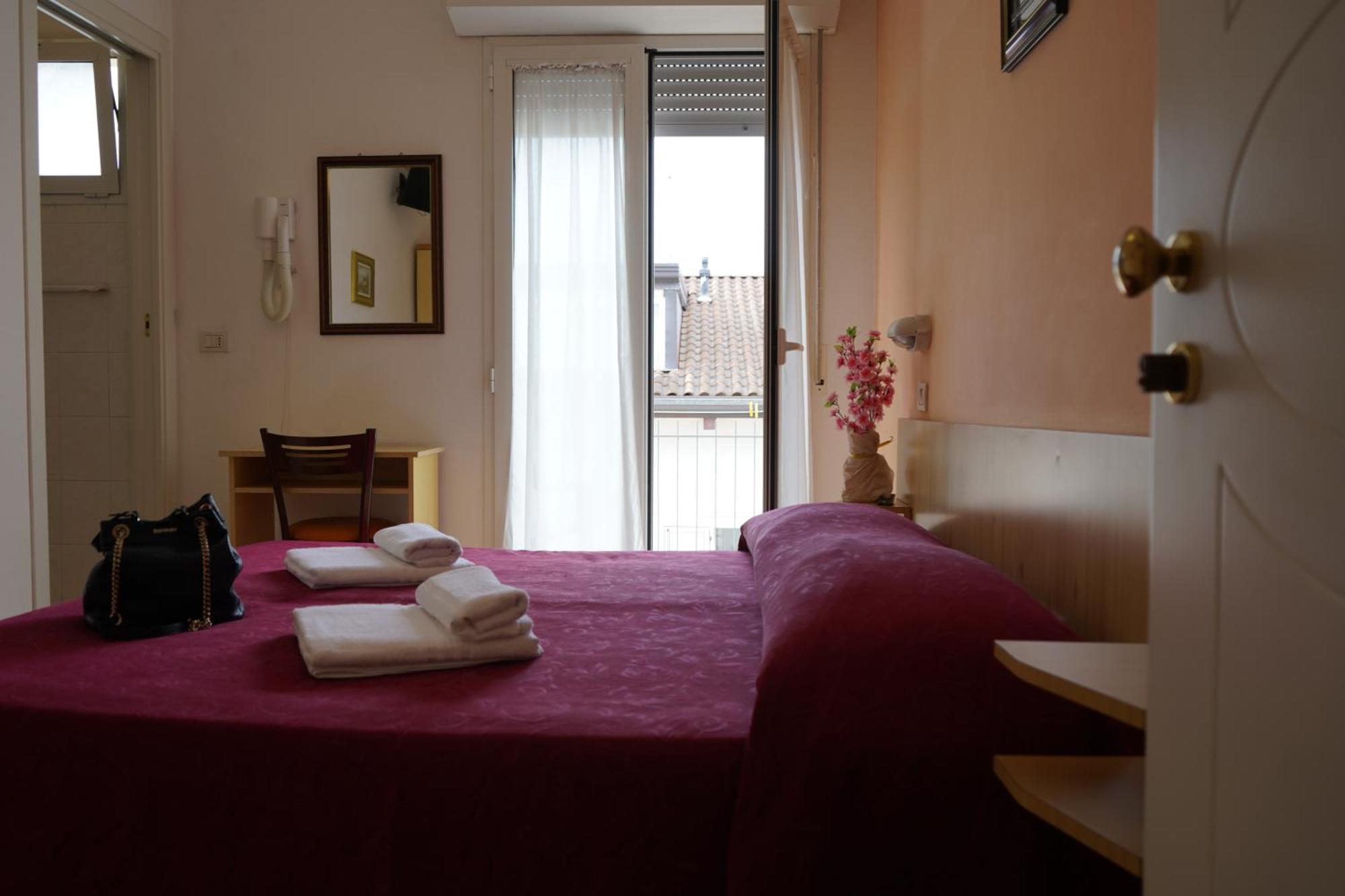 Hotel Malibu Mare Rimini Exterior foto