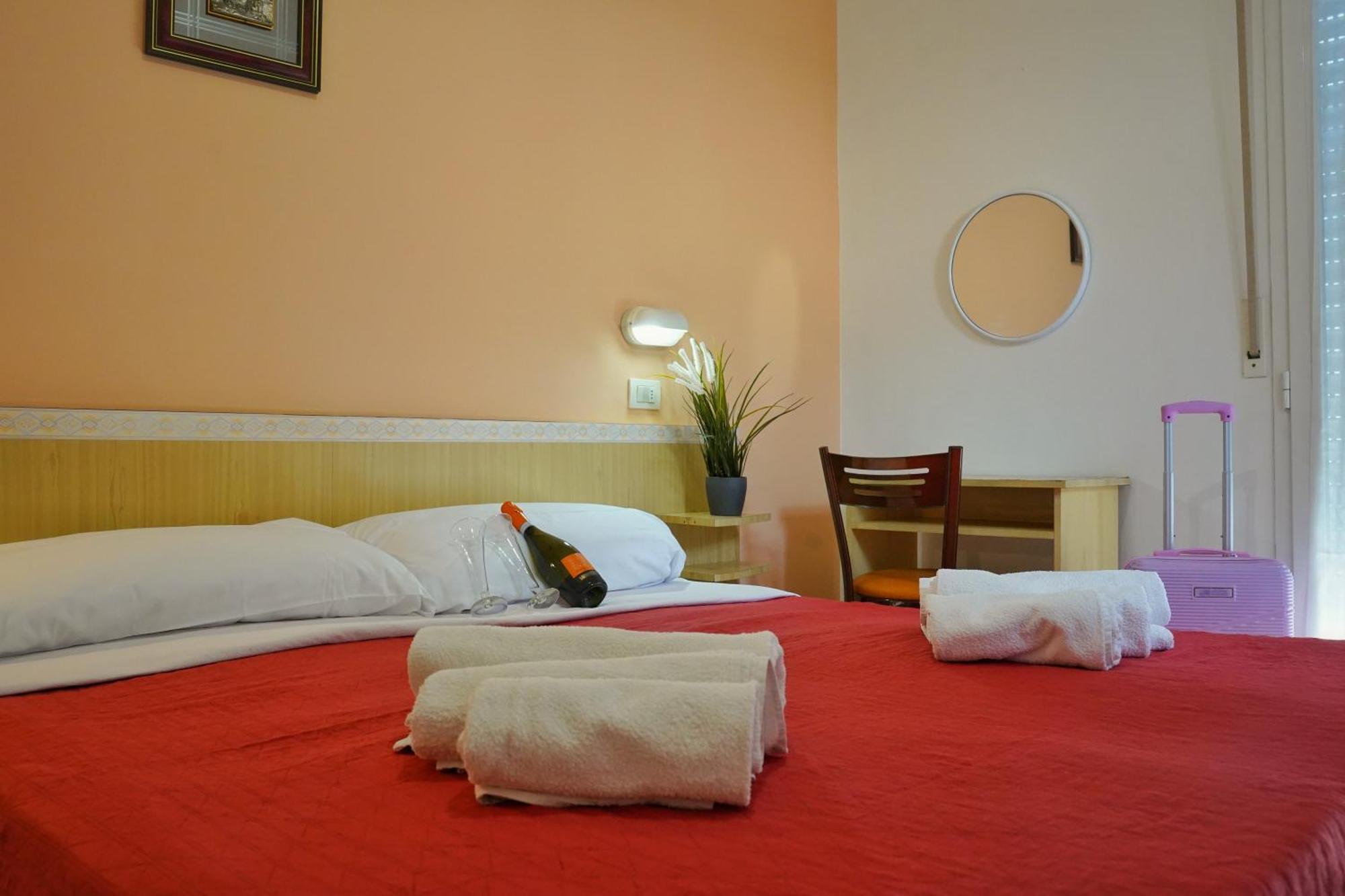 Hotel Malibu Mare Rimini Exterior foto